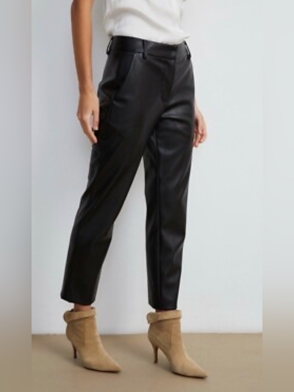 Velvet by Graham & Spencer Black Faux Leather Cropped Tapered Pants